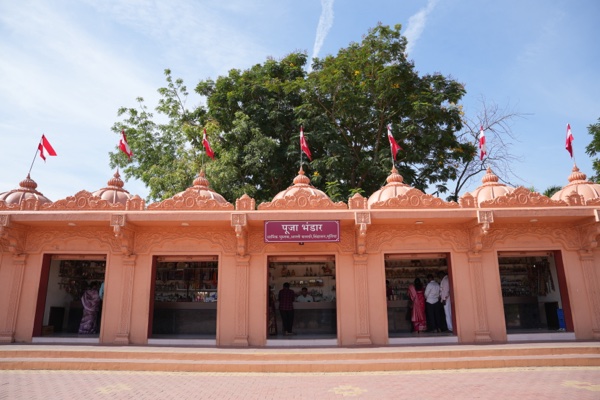 Murti photo-prints at the store